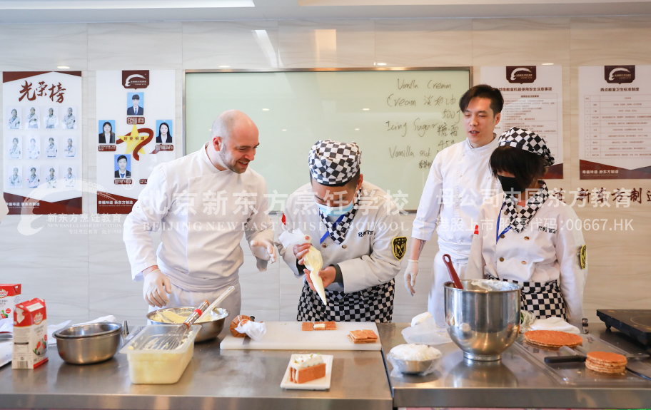 逼逼被大鸡鸡插出白浆北京新东方烹饪学校-学子回访